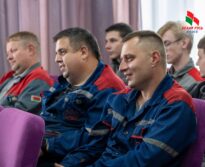 Третий день единства: как на Минском заводе шестерен говорят о будущем Беларуси!