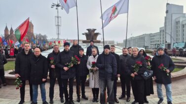 Торжественный митинг, посвященный 108-летию Октябрьской революции